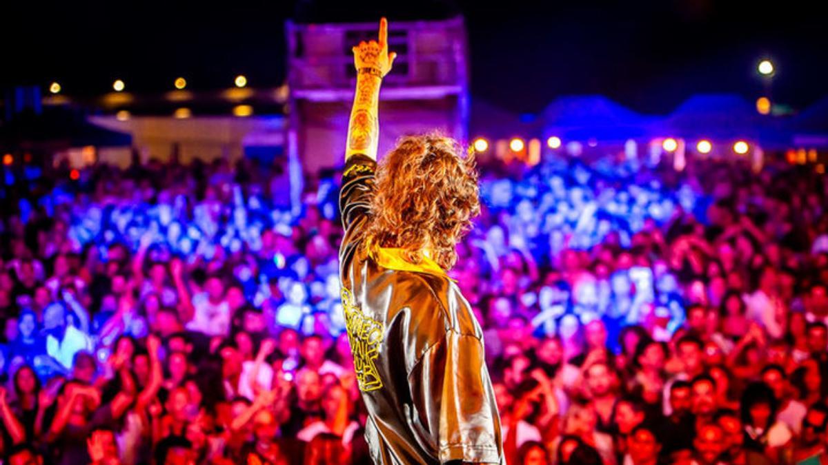 Primer evento en vivo